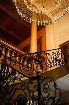 Hotel Relais & Chateaux Chateau Des Avenieres 4*