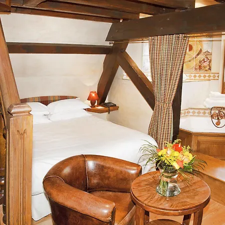 Hotel Relais & Chateaux Chateau Des Avenieres